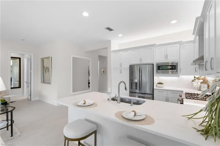 12389  Dahlia  CT, Naples, FL 34120