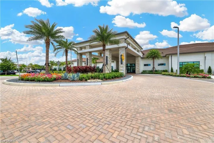 12389  Dahlia  CT, Naples, FL 34120