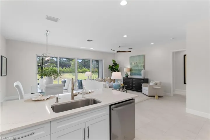 12389  Dahlia  CT, Naples, FL 34120