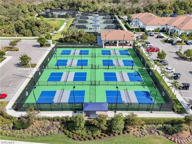 12389  Dahlia  CT, Naples, FL 34120