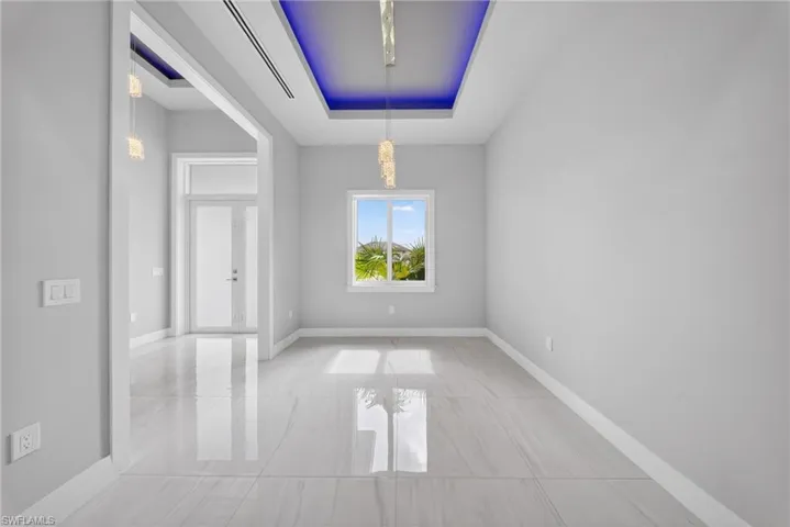 2929 6th Pl, Cape Coral, Florida 33914