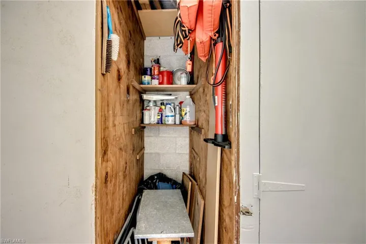 1215 Tropic Ter, North Fort Myers, Florida 33903