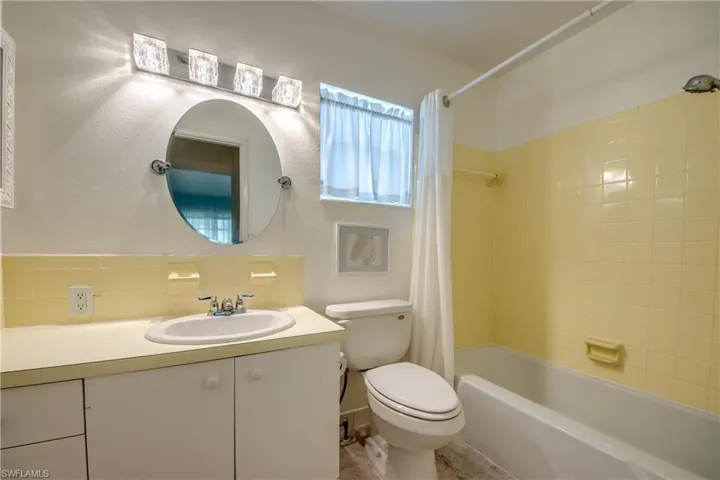 1215 Tropic Ter, North Fort Myers, Florida 33903