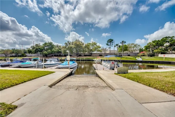 1215 Tropic Ter, North Fort Myers, Florida 33903