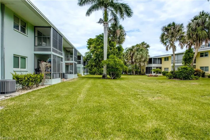 1215 Tropic Ter, North Fort Myers, Florida 33903