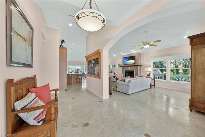 6120 Henderson Rd, Sanibel, Florida 33957