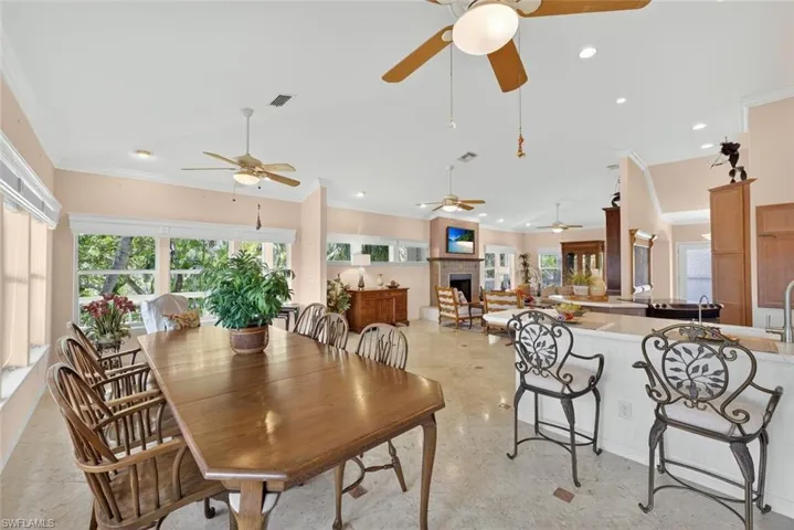 6120 Henderson Rd, Sanibel, Florida 33957