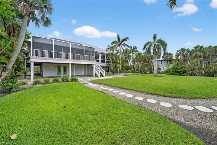 6120 Henderson Rd, Sanibel, Florida 33957