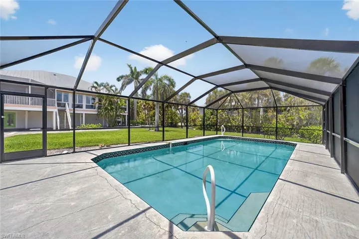 6120 Henderson Rd, Sanibel, Florida 33957