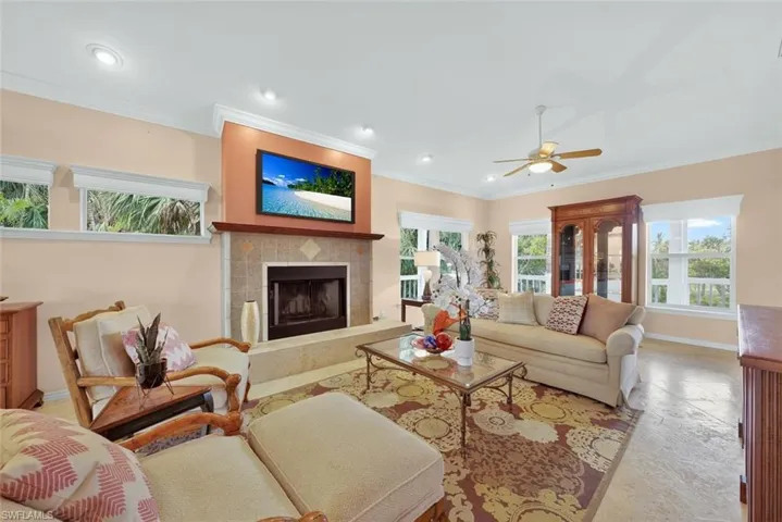 6120 Henderson Rd, Sanibel, Florida 33957
