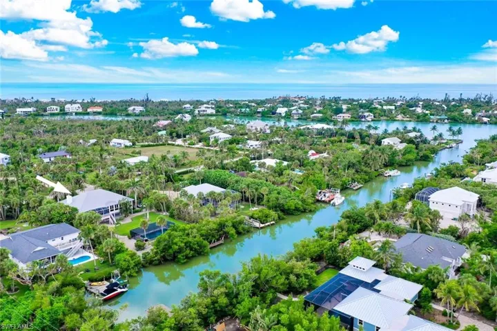 6120 Henderson Rd, Sanibel, Florida 33957