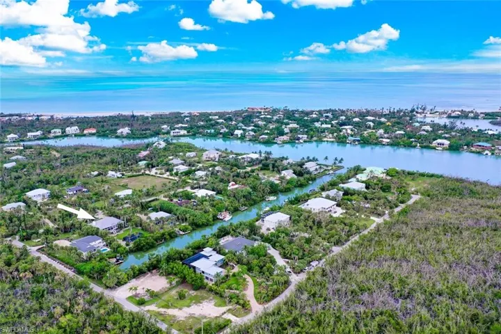 6120 Henderson Rd, Sanibel, Florida 33957
