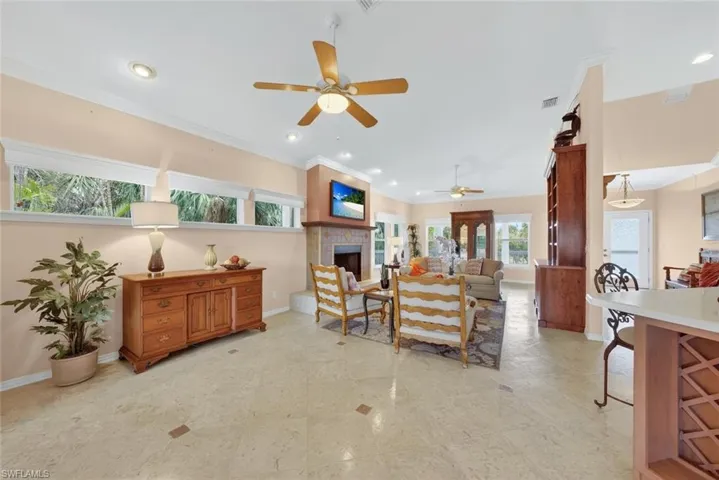 6120 Henderson Rd, Sanibel, Florida 33957