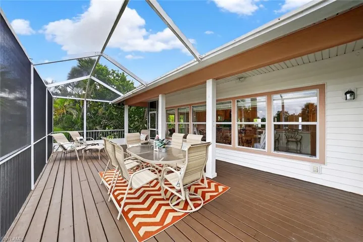 6120 Henderson Rd, Sanibel, Florida 33957