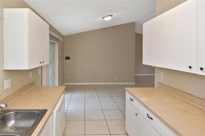 3208  12th W ST, LEHIGH ACRES, FL 33971