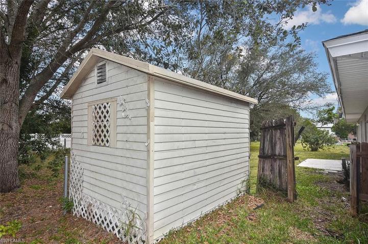 3208  12th W ST, LEHIGH ACRES, FL 33971