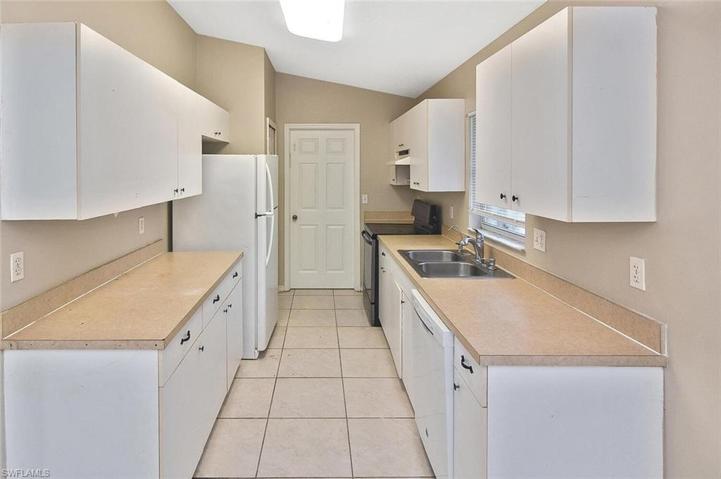3208  12th W ST, LEHIGH ACRES, FL 33971