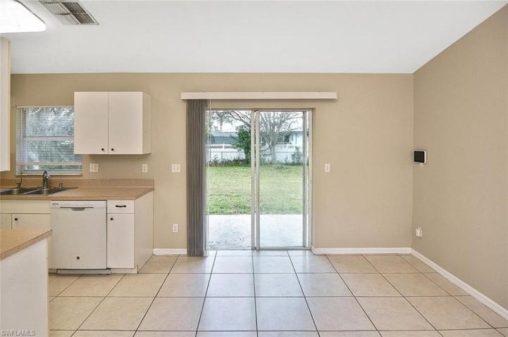 3208  12th W ST, LEHIGH ACRES, FL 33971