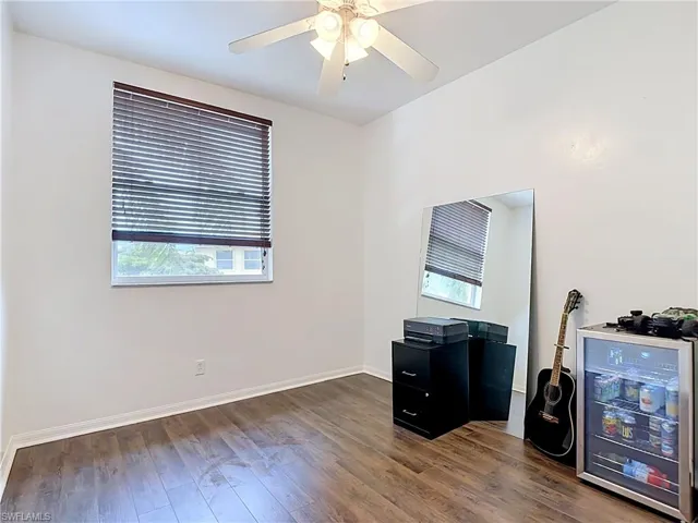 4241 Bellasol Cir 1923, Fort Myers, Florida 33916