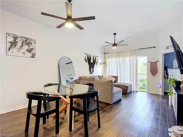 4241 Bellasol Cir 1923, Fort Myers, Florida 33916
