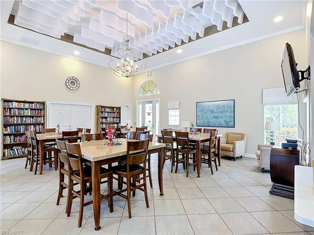 4241 Bellasol Cir 1923, Fort Myers, Florida 33916