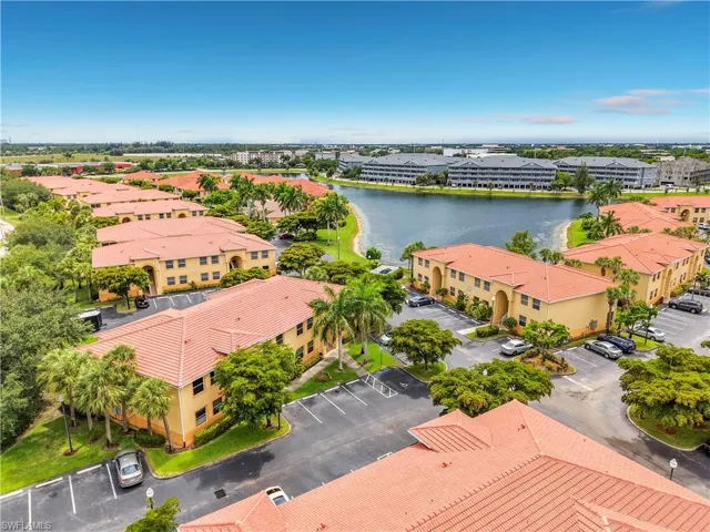4241 Bellasol Cir 1923, Fort Myers, Florida 33916