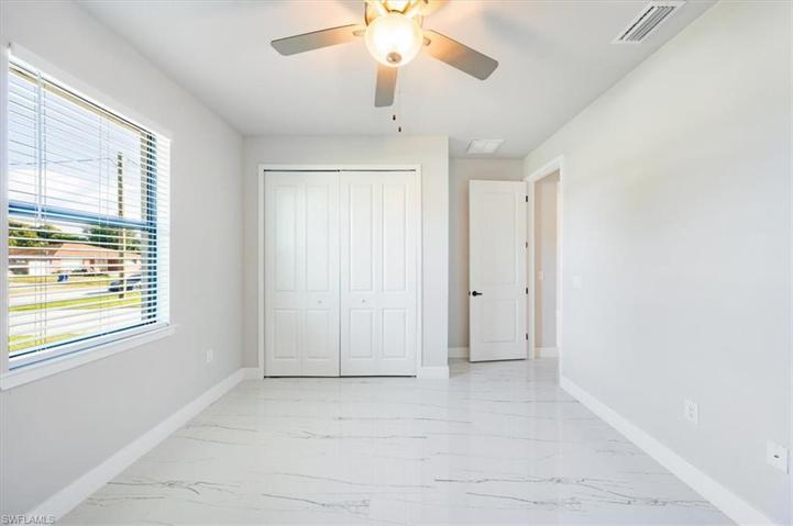 12086  Maiden  LN, Bonita Springs, FL 34135
