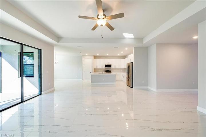 12086  Maiden  LN, Bonita Springs, FL 34135