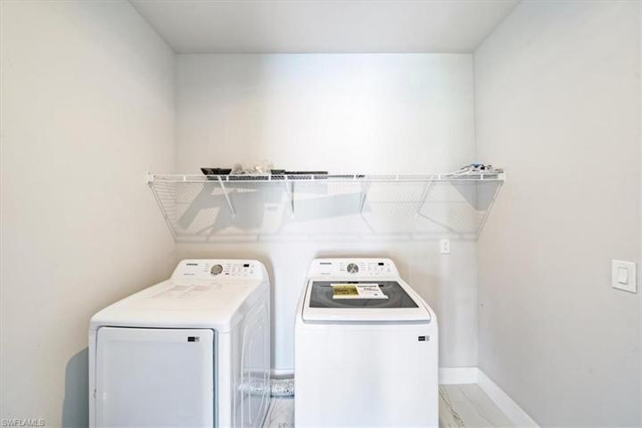 12086  Maiden  LN, Bonita Springs, FL 34135