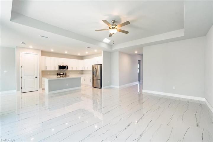 12086  Maiden  LN, Bonita Springs, FL 34135
