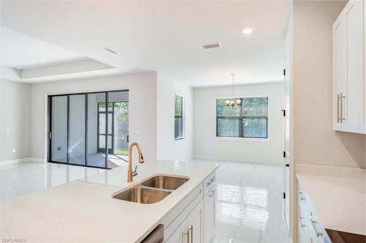 12086  Maiden  LN, Bonita Springs, FL 34135