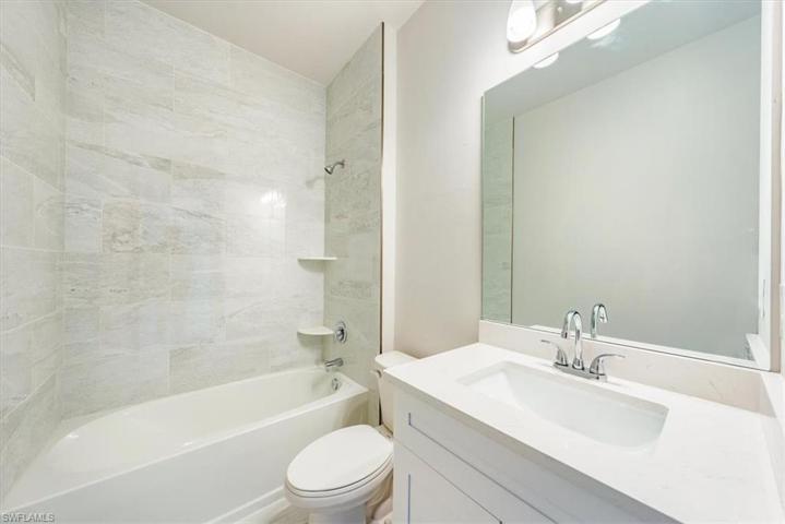 12086  Maiden  LN, Bonita Springs, FL 34135