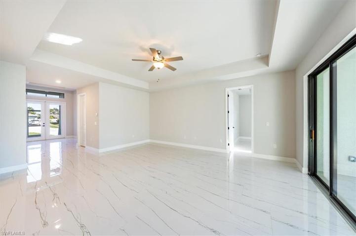 12086  Maiden  LN, Bonita Springs, FL 34135