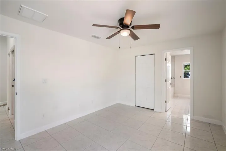 3207  28th SW ST, Lehigh Acres, FL 33976