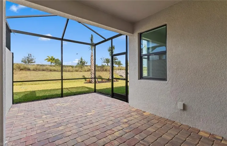Photos are of actual home interior.