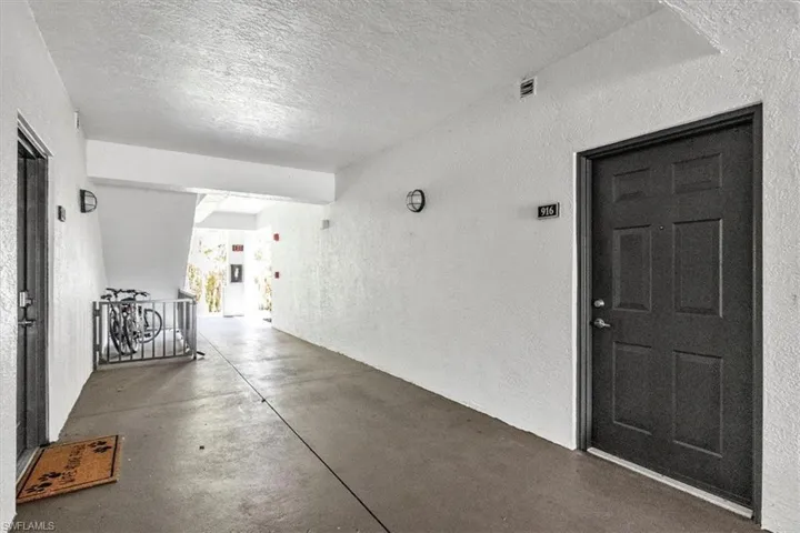 7940 Preserve Cir 916, Naples, Florida 34119