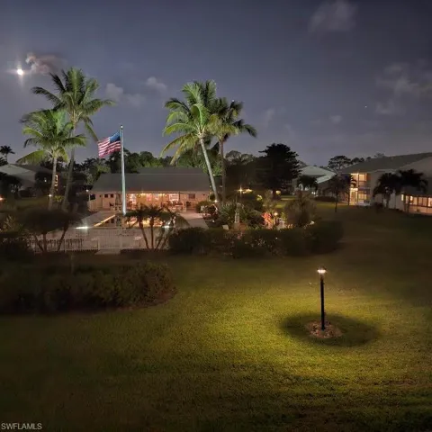What a gorgeous view from the lanai - of the Wolf Moon