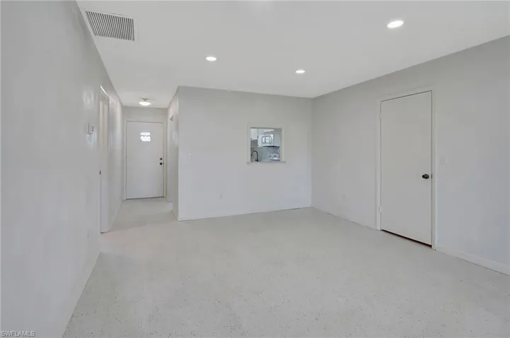The RH door leads to a H U G E storage closet