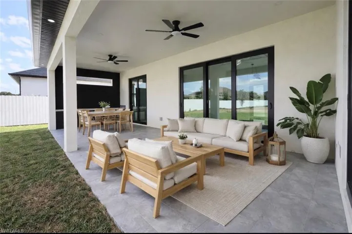 922  santa barbara N BLVD, Cape Coral, FL 33993