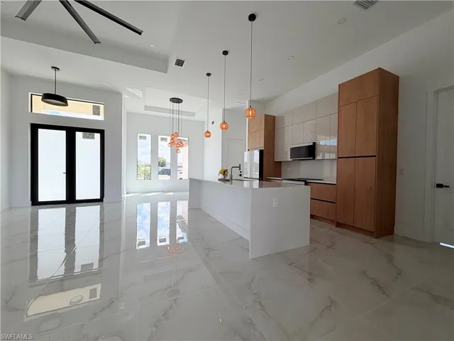 922  santa barbara N BLVD, Cape Coral, FL 33993