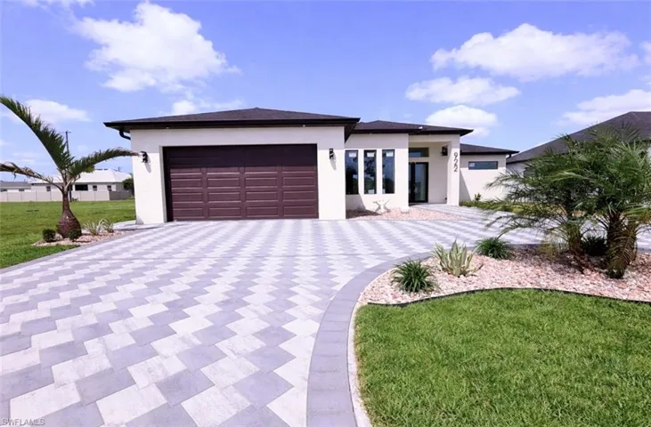 922  santa barbara N BLVD, Cape Coral, FL 33993