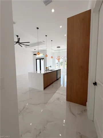 922  santa barbara N BLVD, Cape Coral, FL 33993