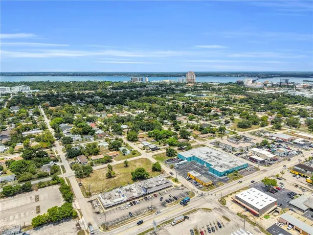2351 Dora St, Fort Myers, Florida 33901