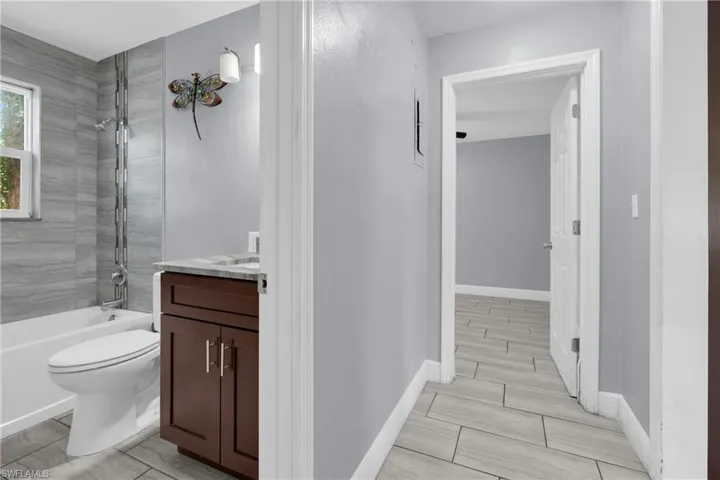 2351 Dora St, Fort Myers, Florida 33901