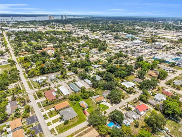 2351 Dora St, Fort Myers, Florida 33901
