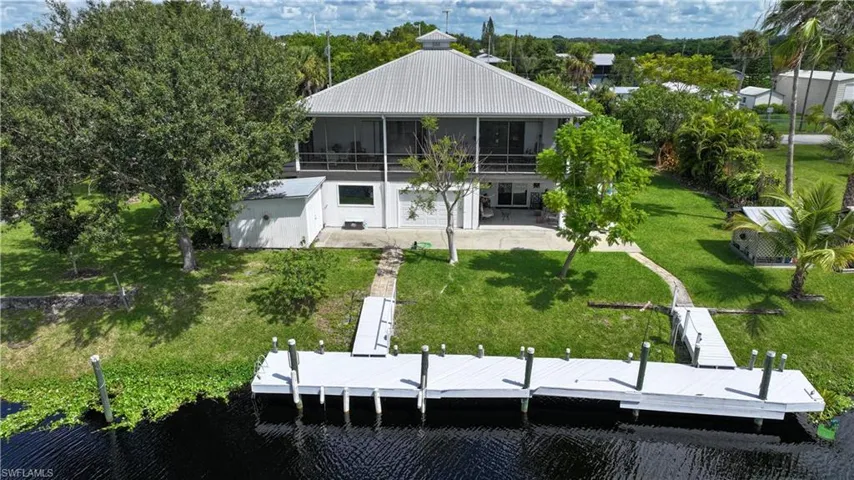 1102 Dolphin Lane, Moore Haven, FL  33471 in Turkey Creek (Ortona) on the Intercoastal