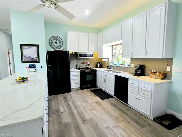 1102 Dolphin Lane, Moore Haven, FL  33471 in Turkey Creek (Ortona) on the Intercoastal