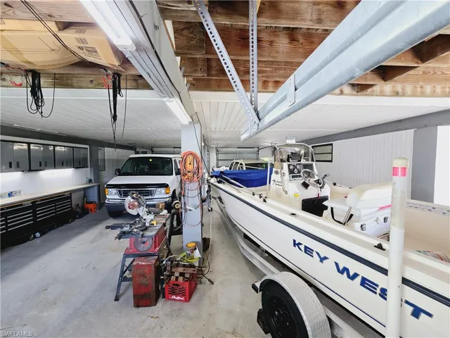 1102 Dolphin Lane, Moore Haven, FL  33471 in Turkey Creek (Ortona) on the Intercoastal