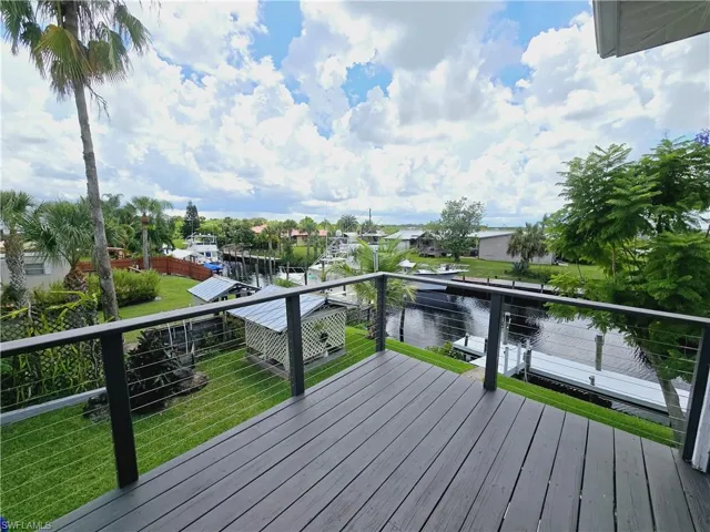 1102 Dolphin Lane, Moore Haven, FL  33471 in Turkey Creek (Ortona) on the Intercoastal
