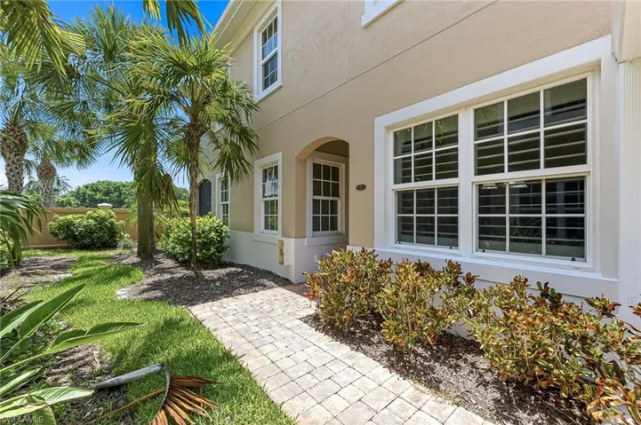 28000 Sosta Ln 1, Bonita Springs, Florida 34135
